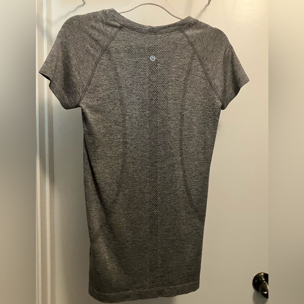 Swiftly Tech Short-Sleeve Shirt 2.0
